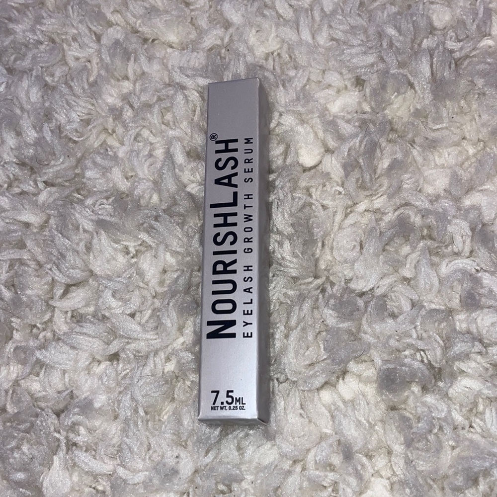 Lash growth serum